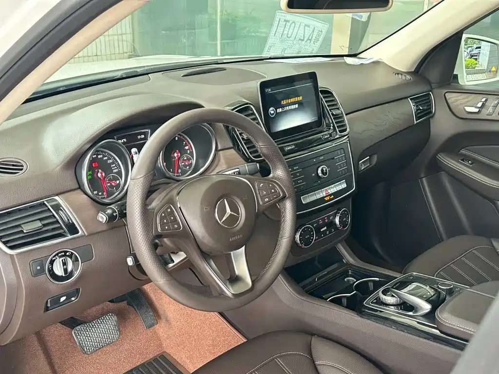 Mercedes-Benz GLE 2017 GLE 320 4MATIC Luxury