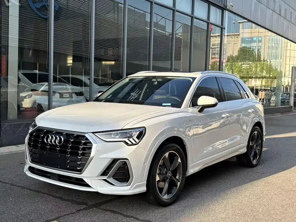 Audi Q3 2022