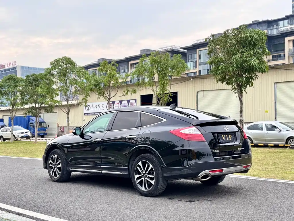 Honda Crosstour — миниатюра 18