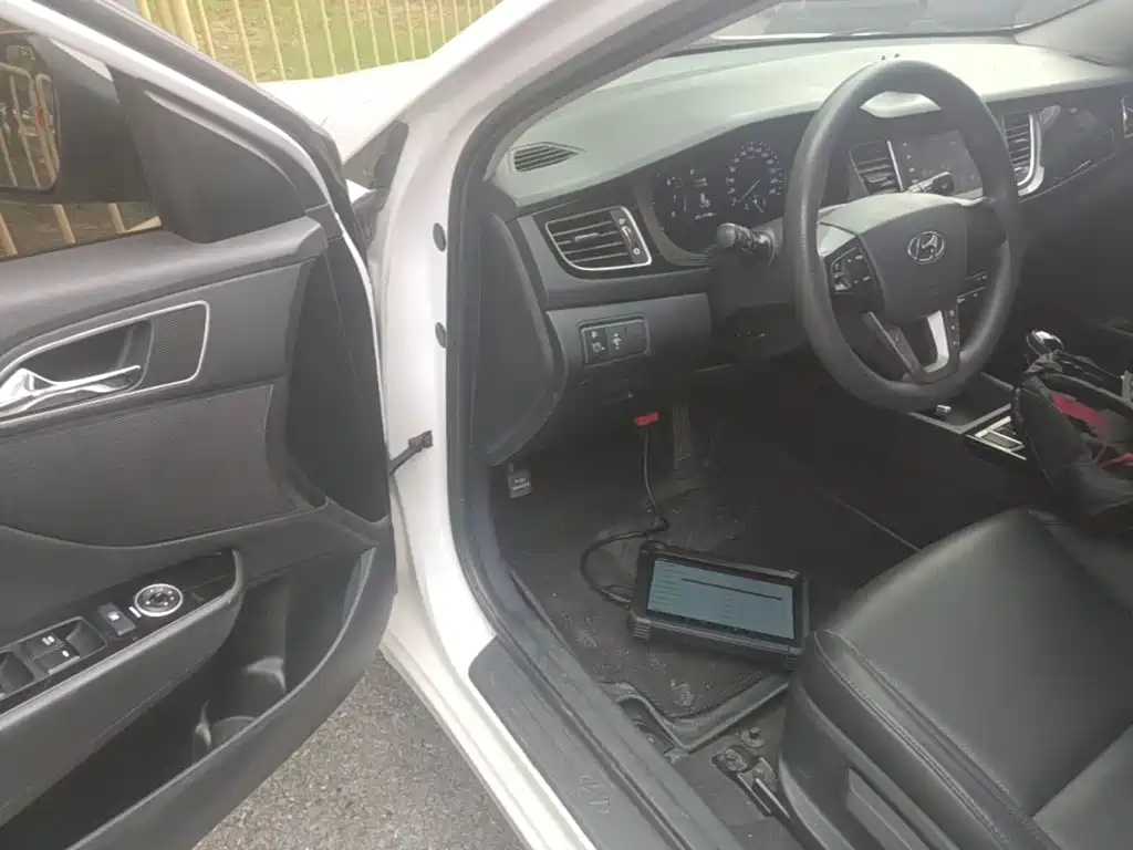 Hyundai Mistra — миниатюра 16