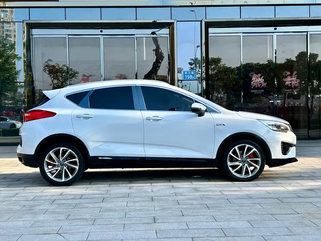 Geely Emgrand GS — миниатюра 4