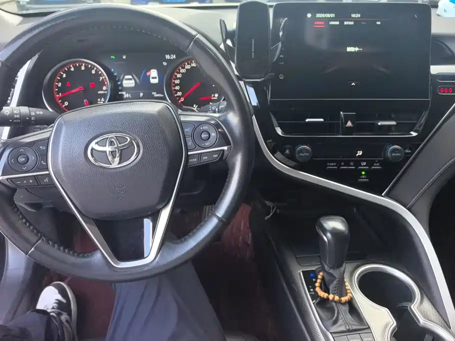 Toyota Camry 2023 Черный из Китая, фото 4