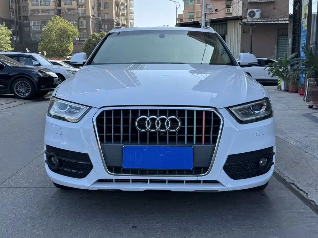 Audi Q3 — миниатюра 2