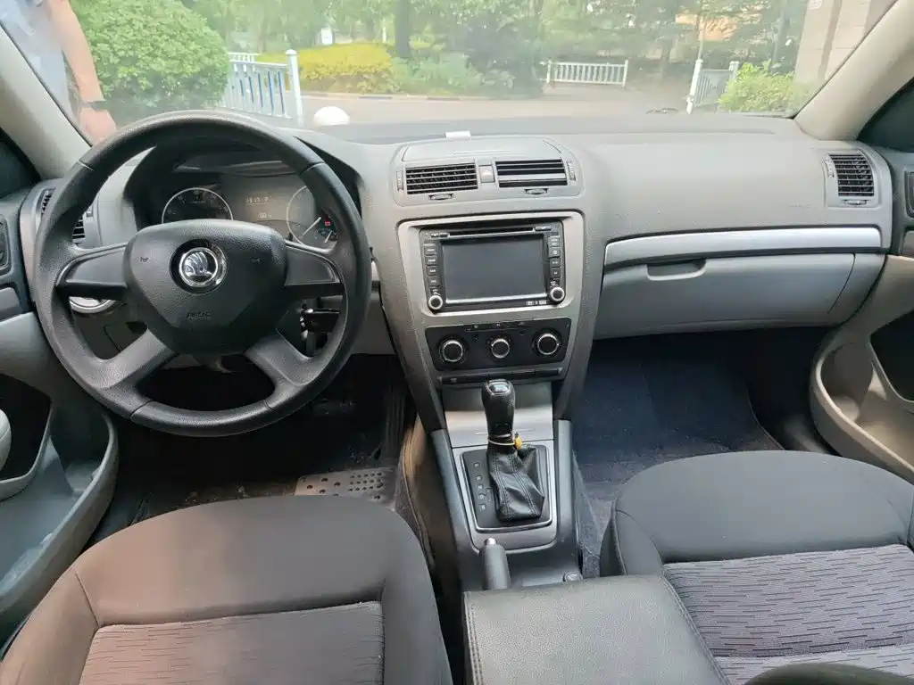 Skoda Octavia — миниатюра 13