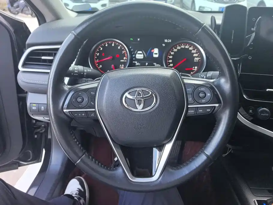 Toyota Camry 2023 Черный из Китая, фото 5