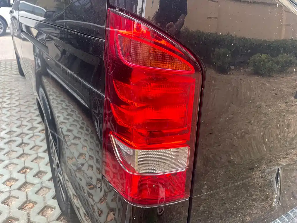 Mercedes-Benz Vito — миниатюра 10
