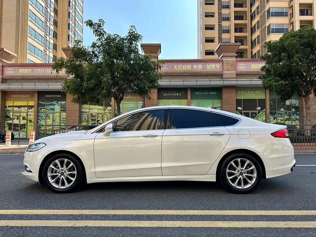 Ford Mondeo — миниатюра 5