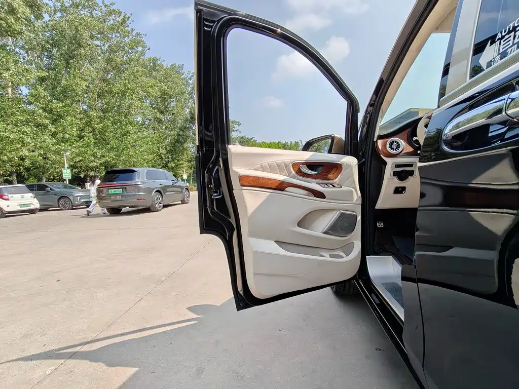 Mercedes-Benz Vito — миниатюра 13