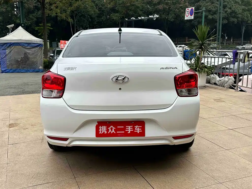 HYUNDAI RENA