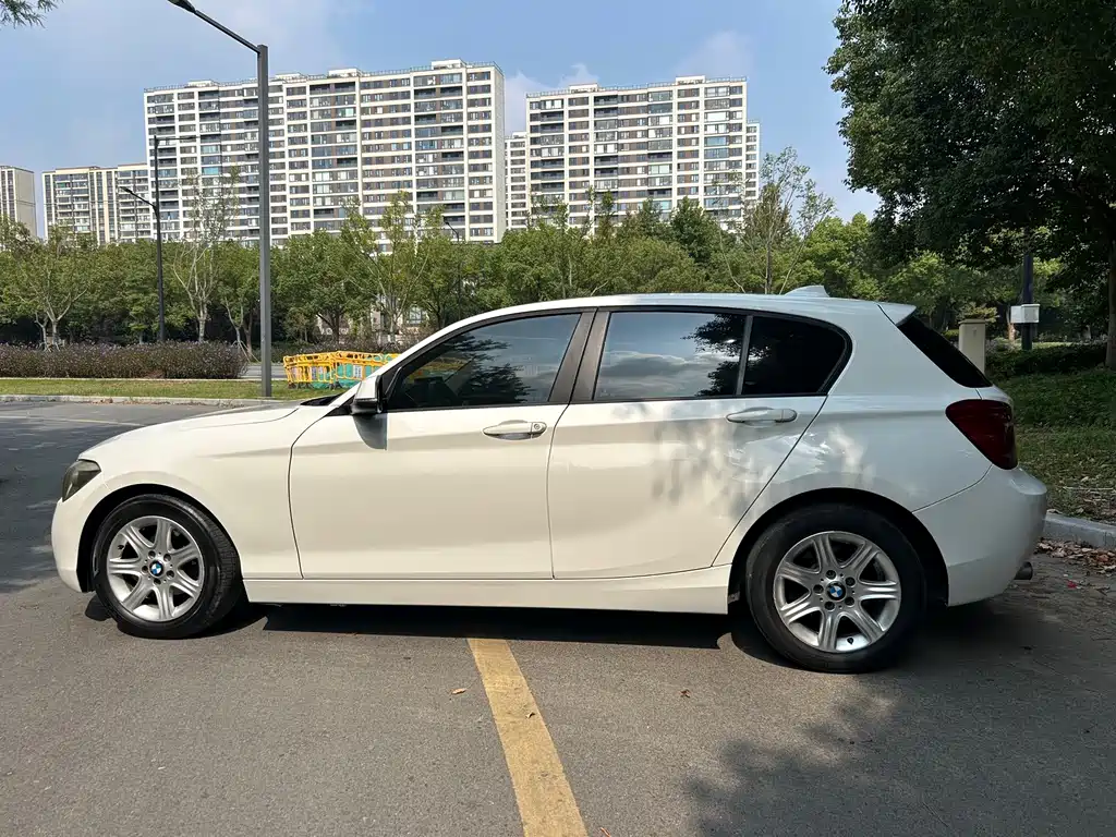 BMW 1 Series (Import) — миниатюра 3