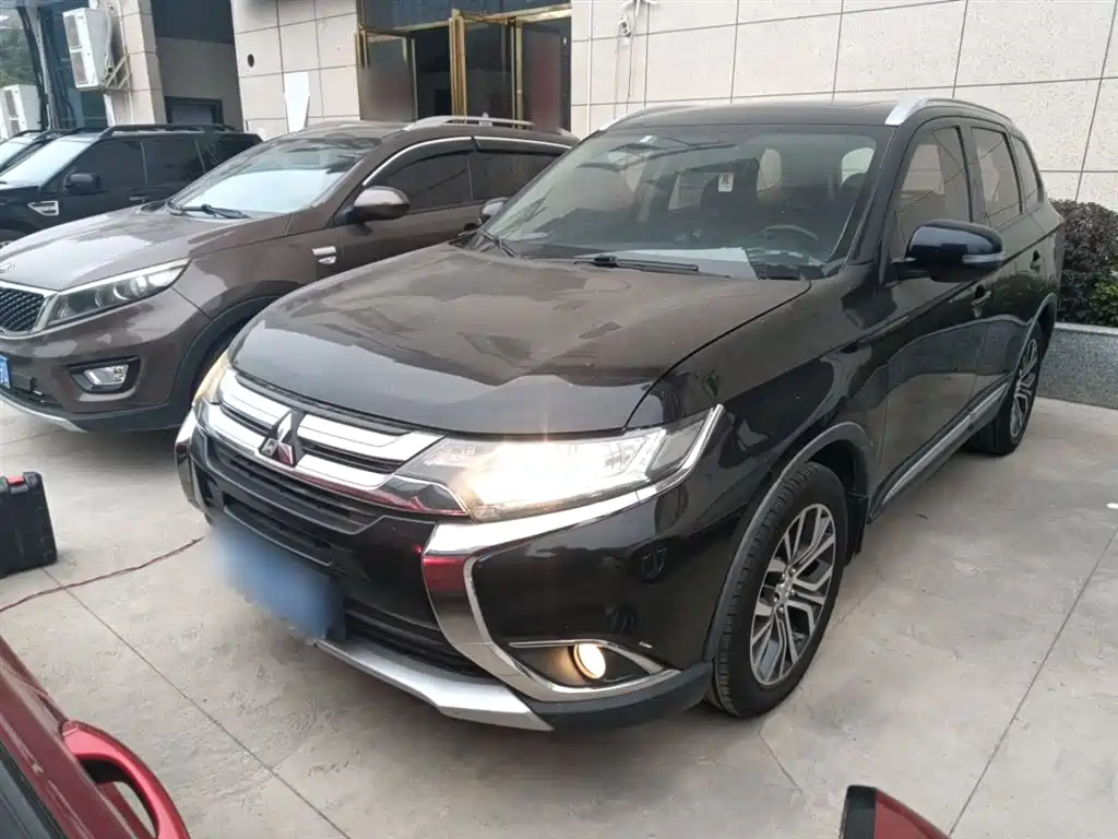 Mitsubishi Outlander 2017