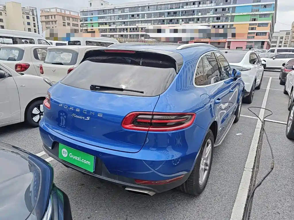 Porsche Macan — миниатюра 7
