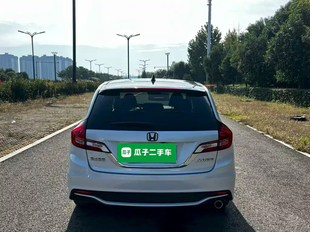 Honda Jade — миниатюра 6