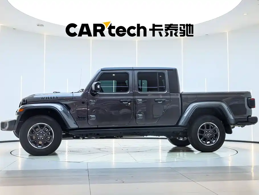 Jeep Gladiator — миниатюра 7