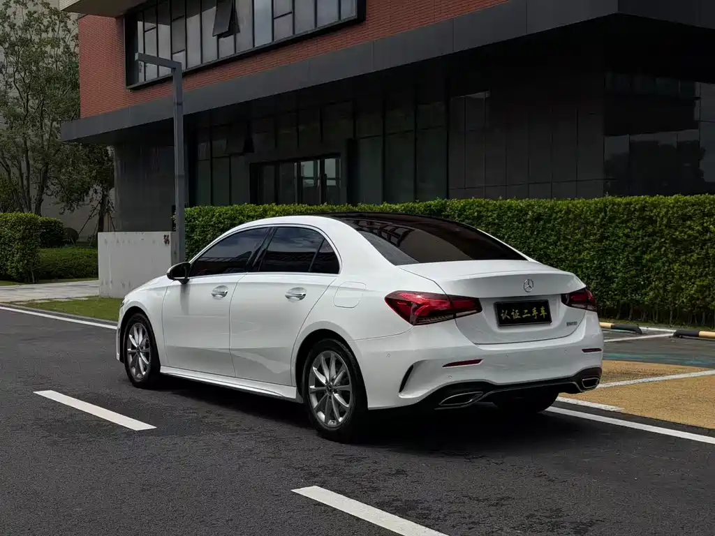 Mercedes-Benz A-Class — миниатюра 9
