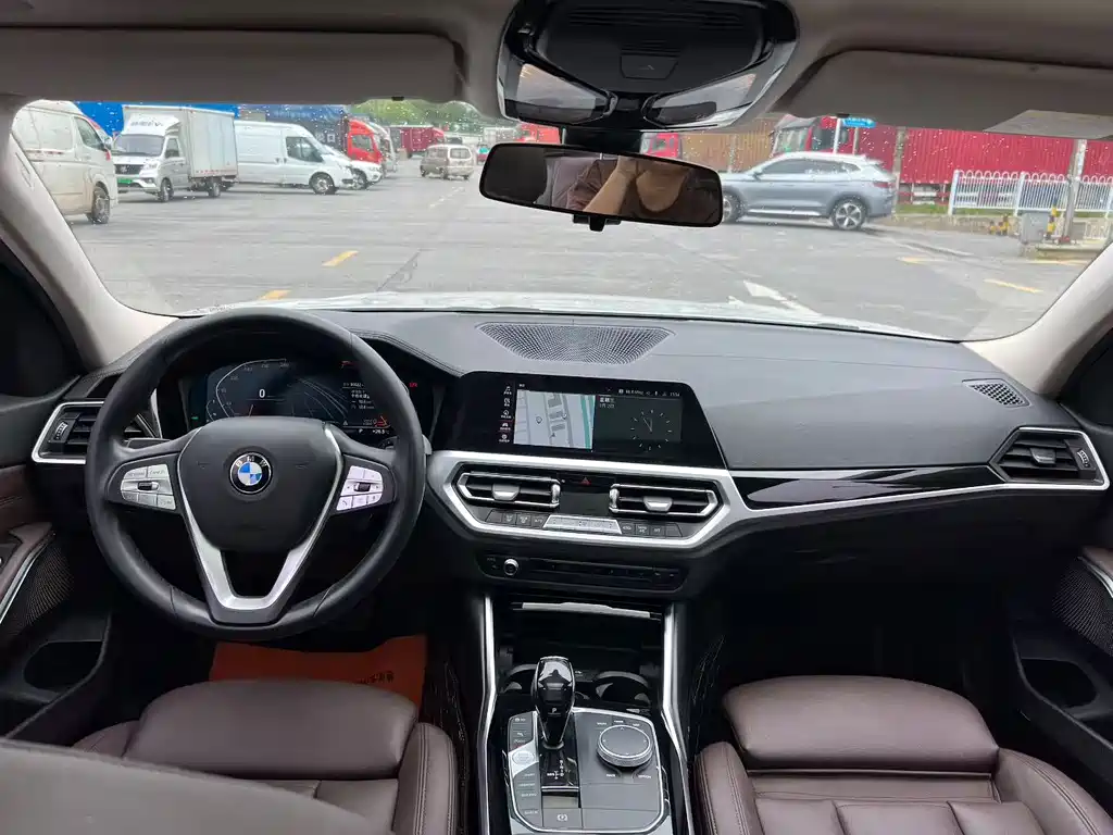 BMW 3 Series — миниатюра 6