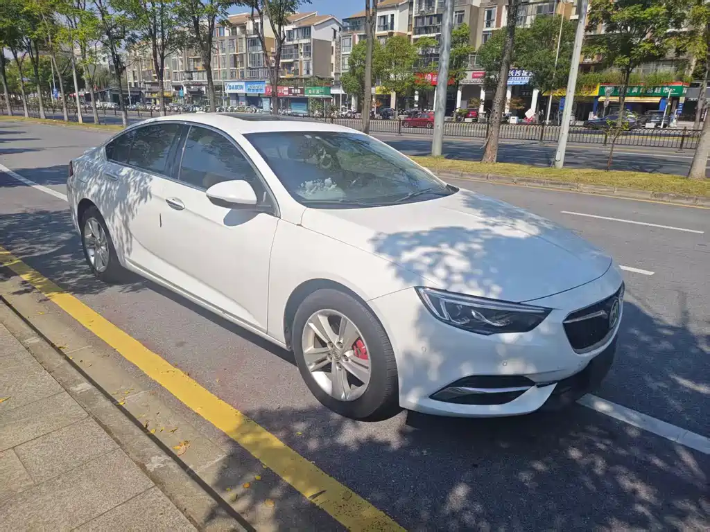 Buick Regal — миниатюра 3