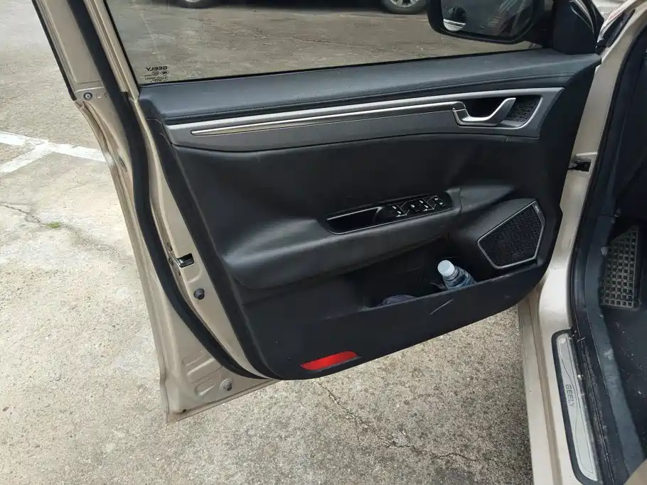 Geely Emgrand GL — миниатюра 7