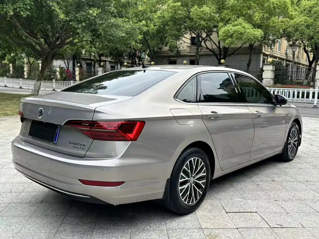 Volkswagen Sagitar — миниатюра 13