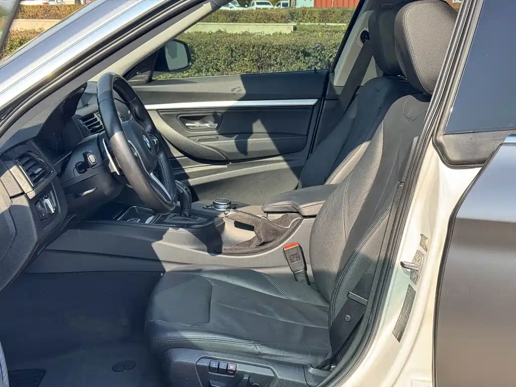 BMW 3 Series GT — миниатюра 4