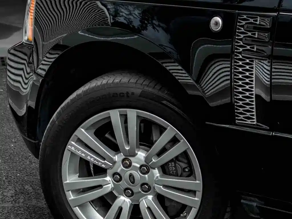 Land Rover Range Rover — миниатюра 8