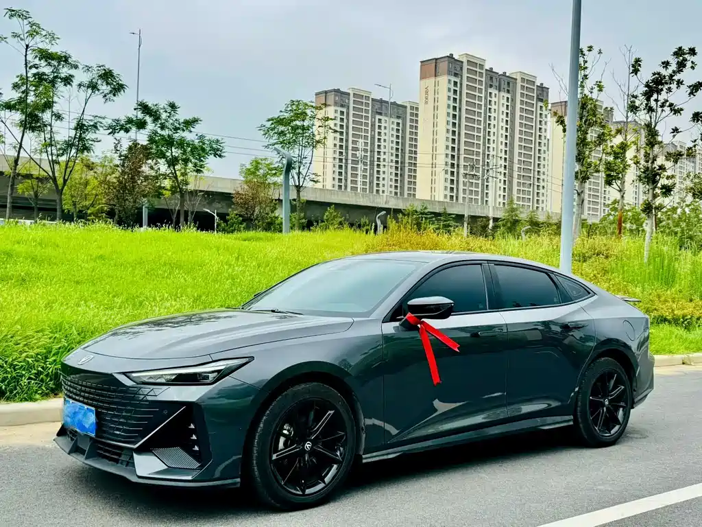 Changan UNI-V 2022