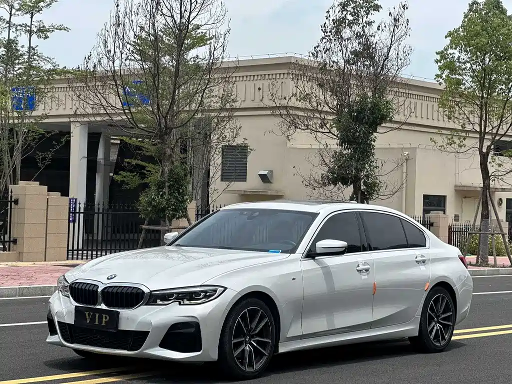 BMW 3 Series 2021