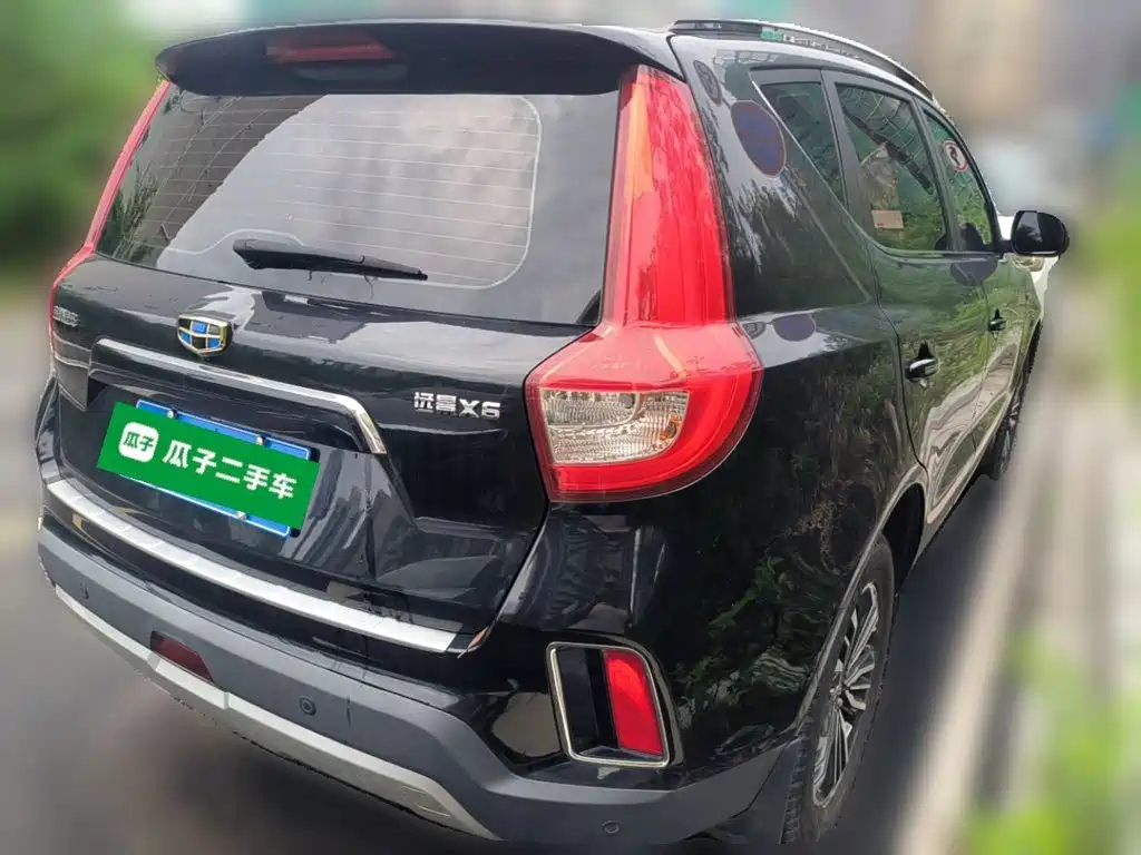Geely Vision X6 — миниатюра 6