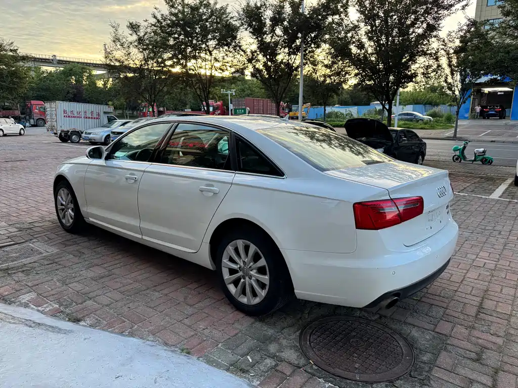 Audi A6L — миниатюра 8