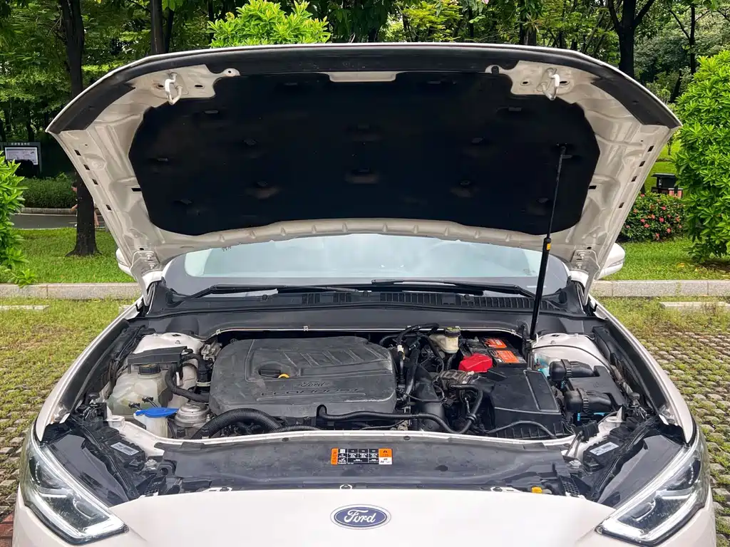 Ford Mondeo — миниатюра 17