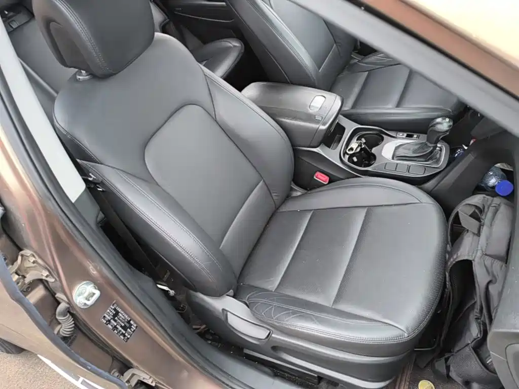 Hyundai Santa Fe — миниатюра 25