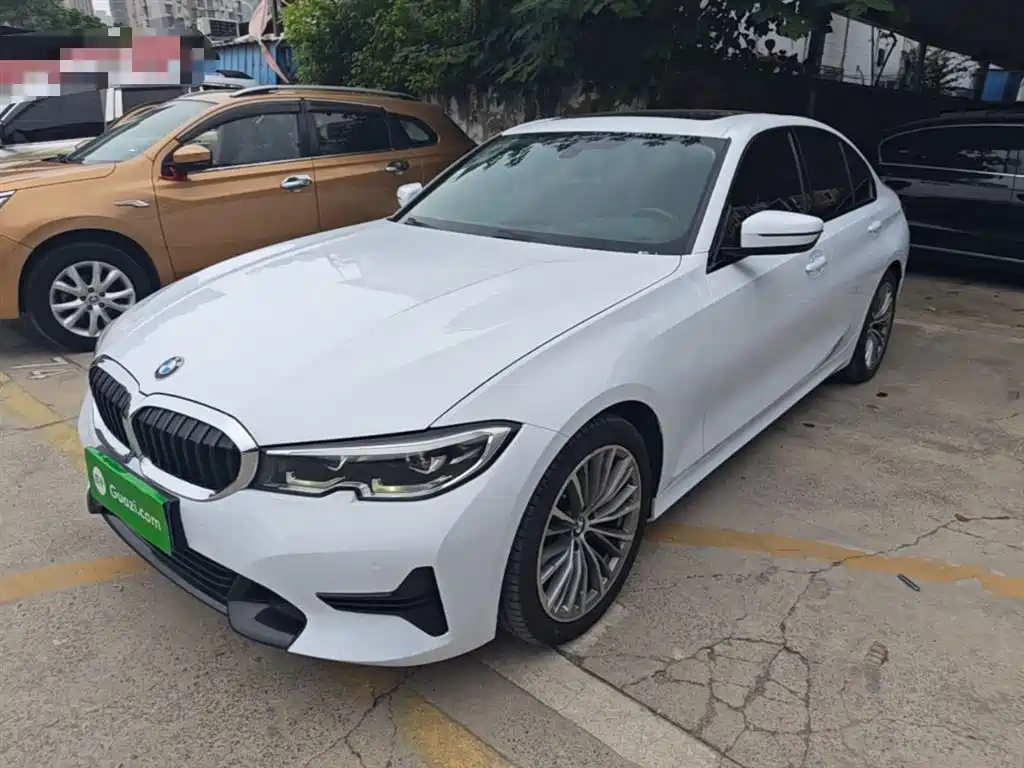 BMW 3 Series 2021