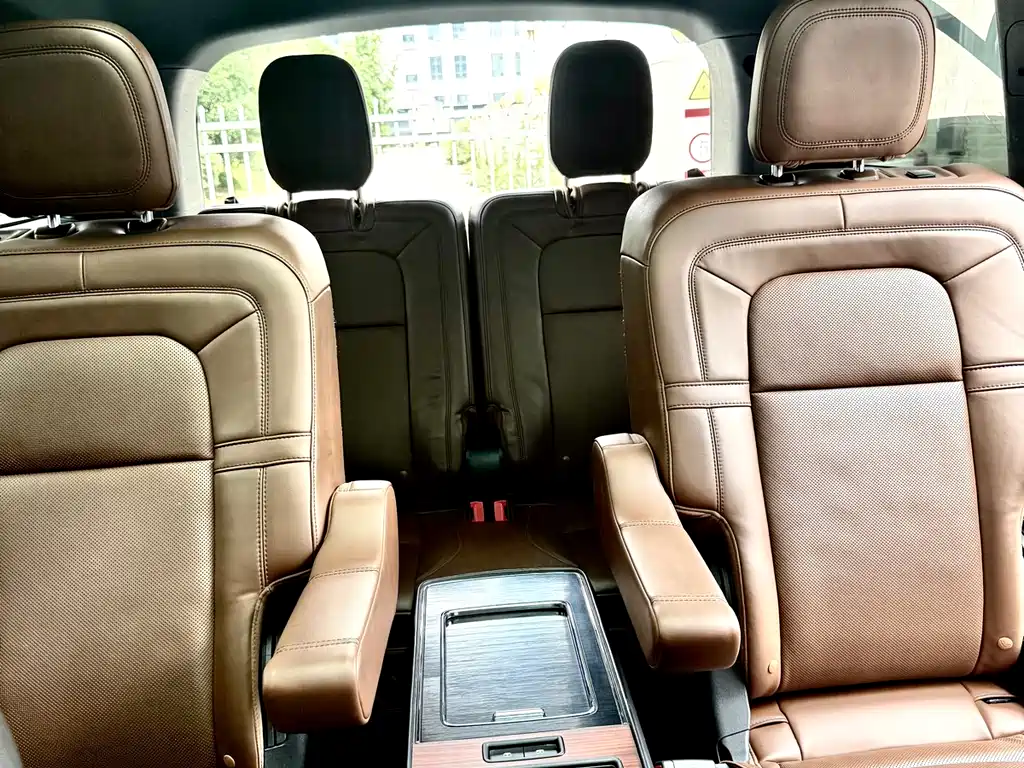 Lincoln Aviator 3.0T V6 4WD Executive Edition, фото 20