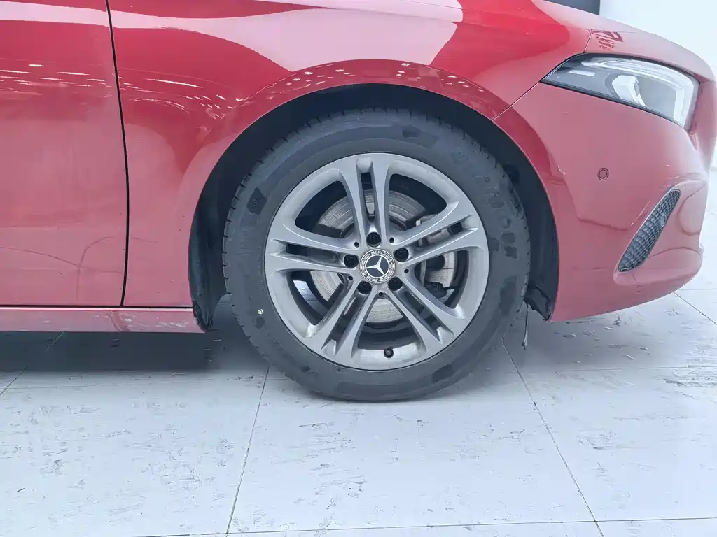 MERCEDES-BENZ A CLASS