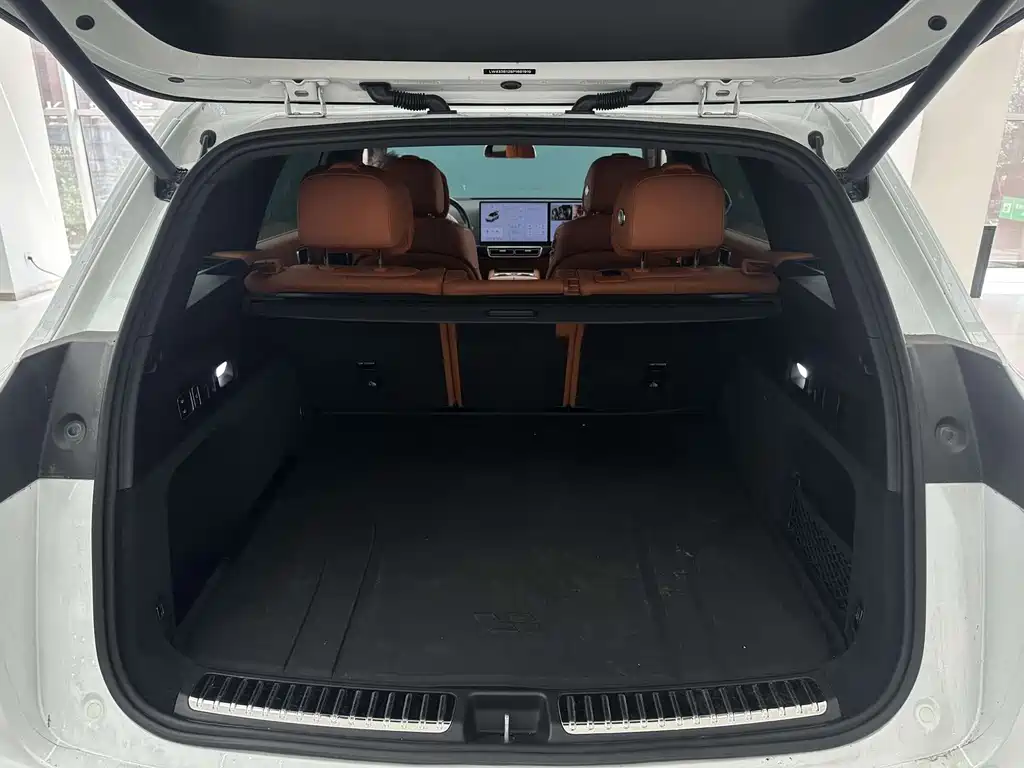 Li Auto Li L6 — миниатюра 11