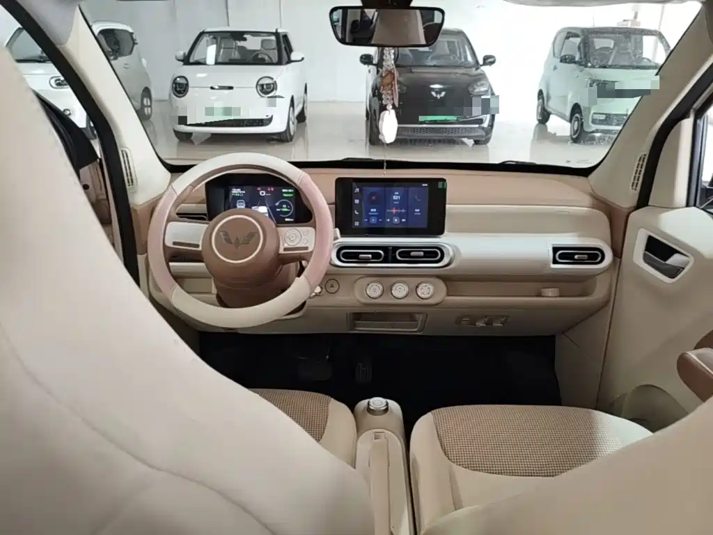 Wuling MINIEV — миниатюра 10