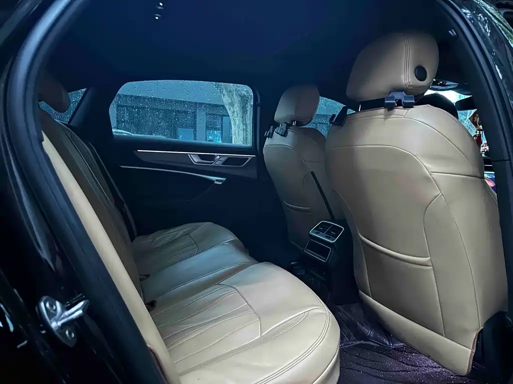 Audi A6L — миниатюра 11
