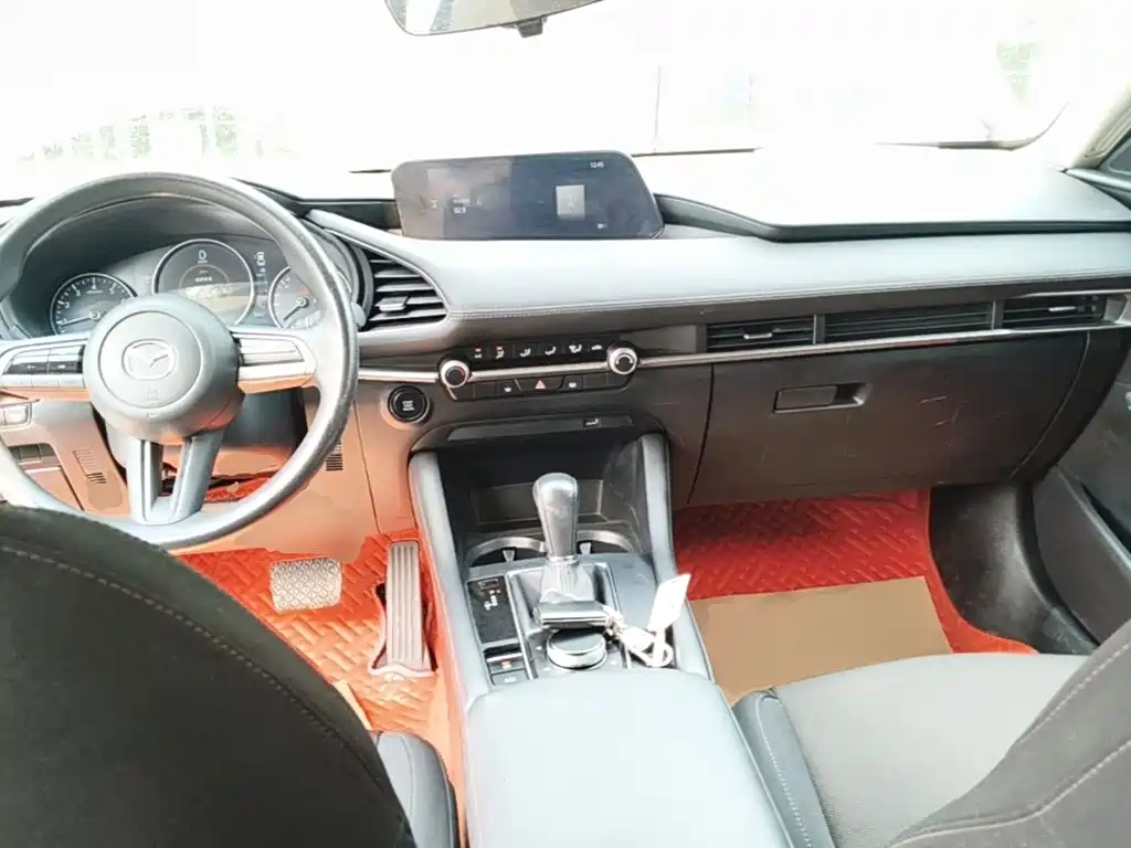Mazda 3 Axela — миниатюра 10