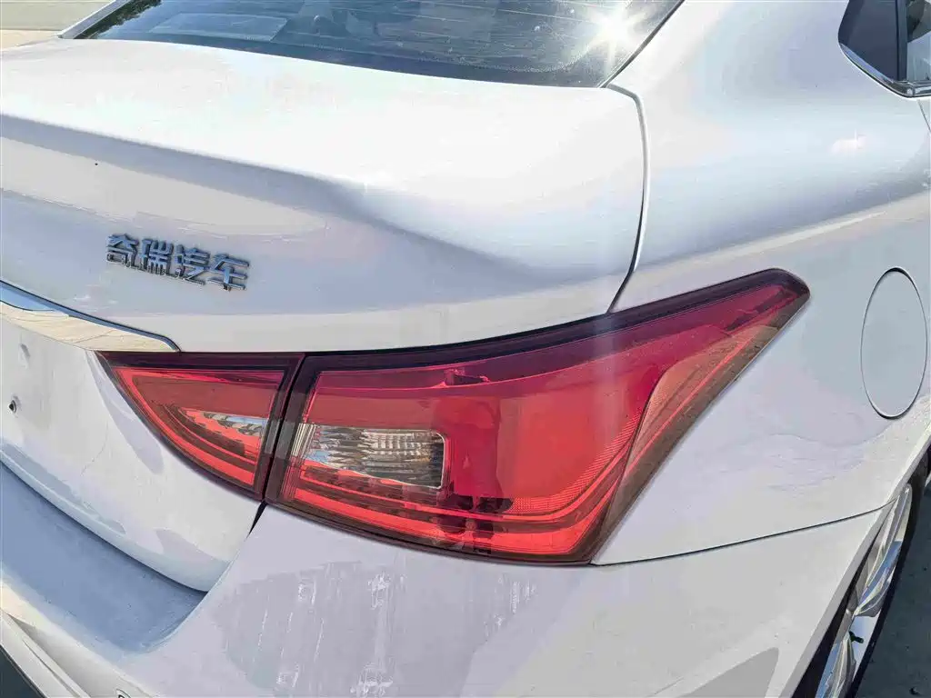 Chery Arrizo 5 — миниатюра 10