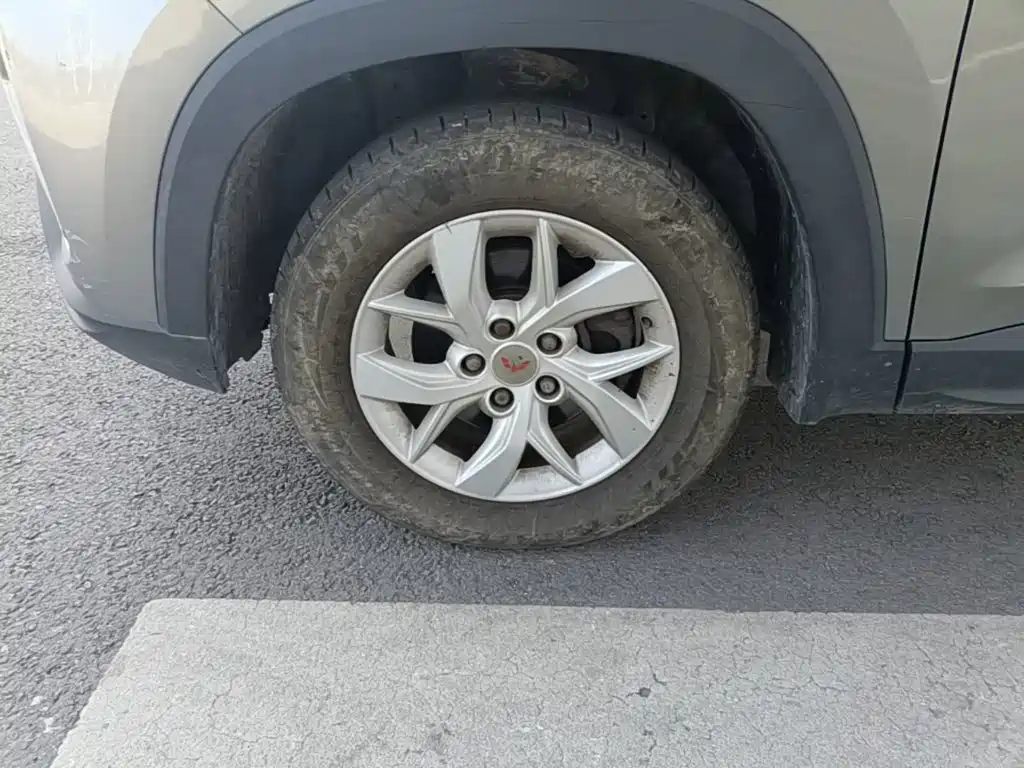 Wuling Hongguang S3 — миниатюра 23