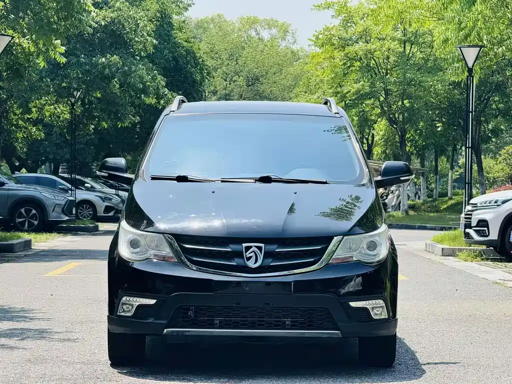 Baojun 730 — миниатюра 2