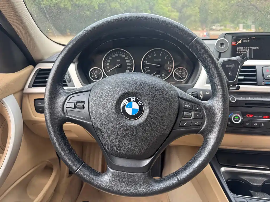 BMW 3 Series — миниатюра 9