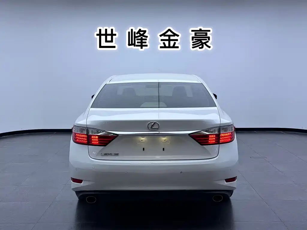 Lexus ES — миниатюра 21
