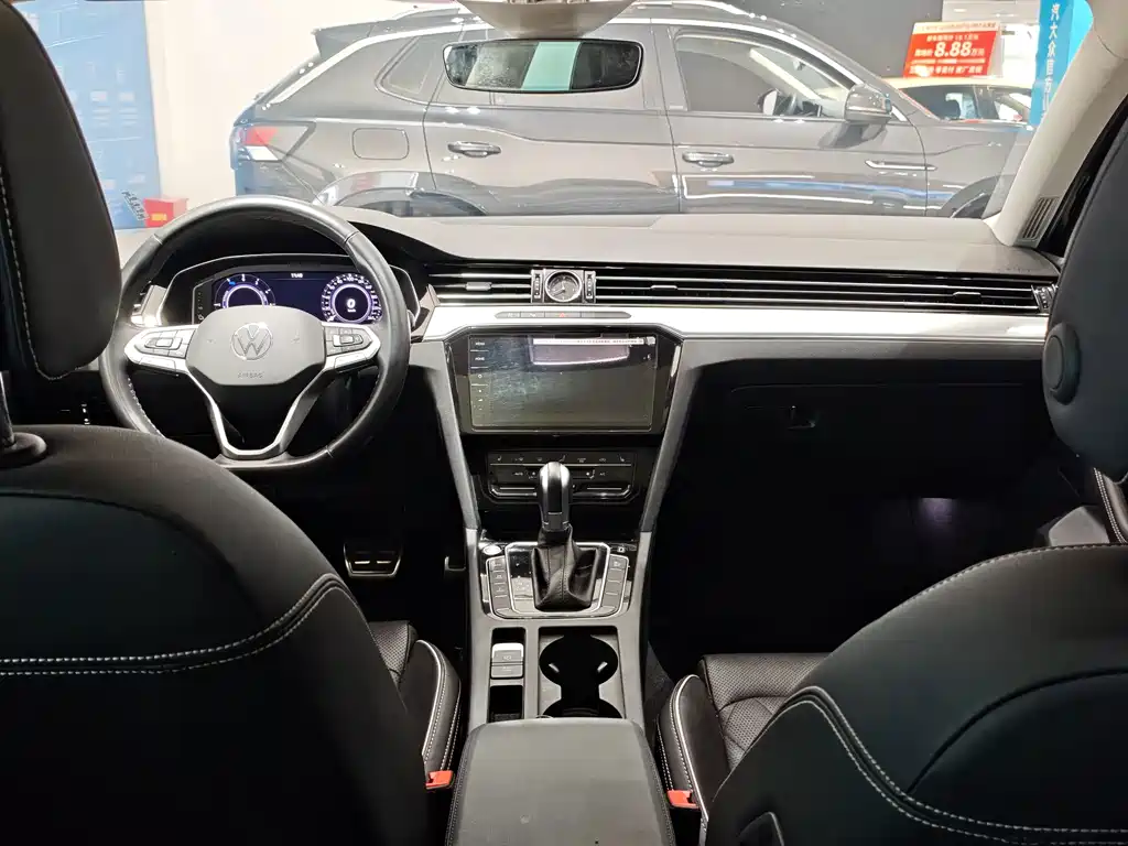 Volkswagen Magotan PHEV — миниатюра 6