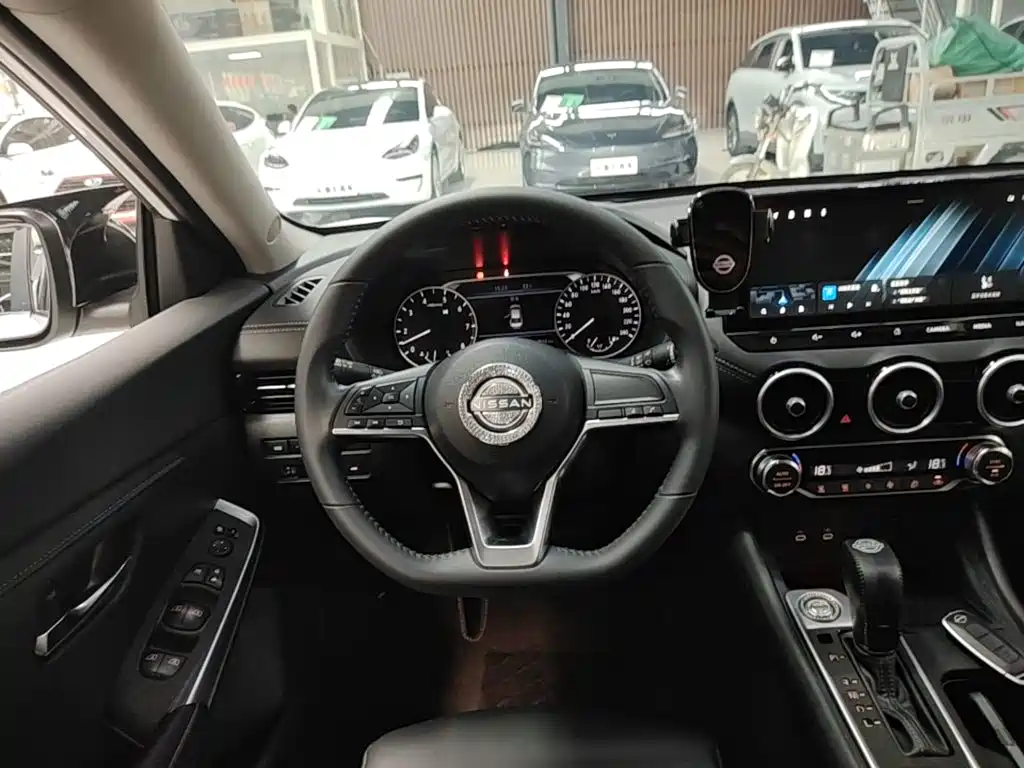Nissan Sylphy — миниатюра 11