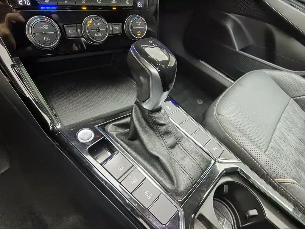 Volkswagen Passat — миниатюра 13