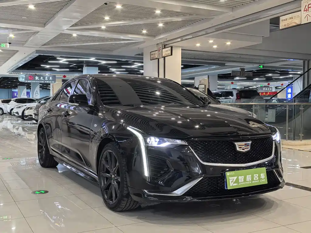 CADILLAC CT4