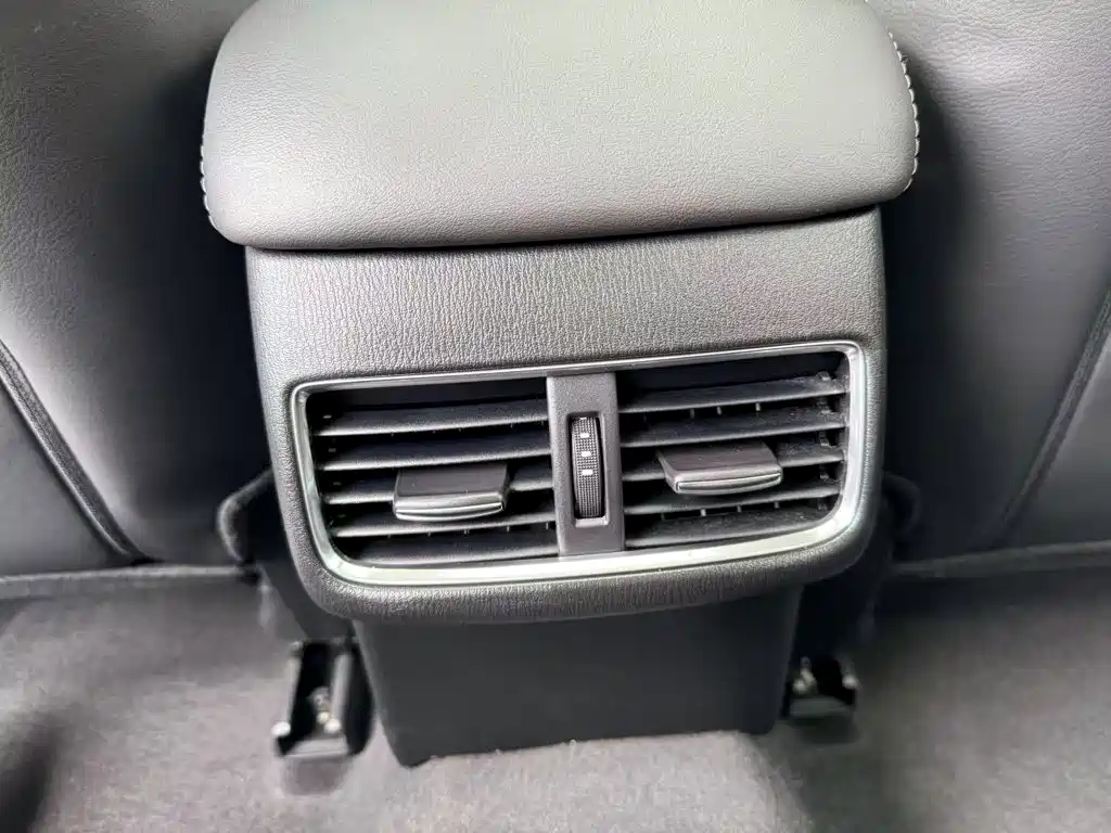 Mazda Atenza — миниатюра 15