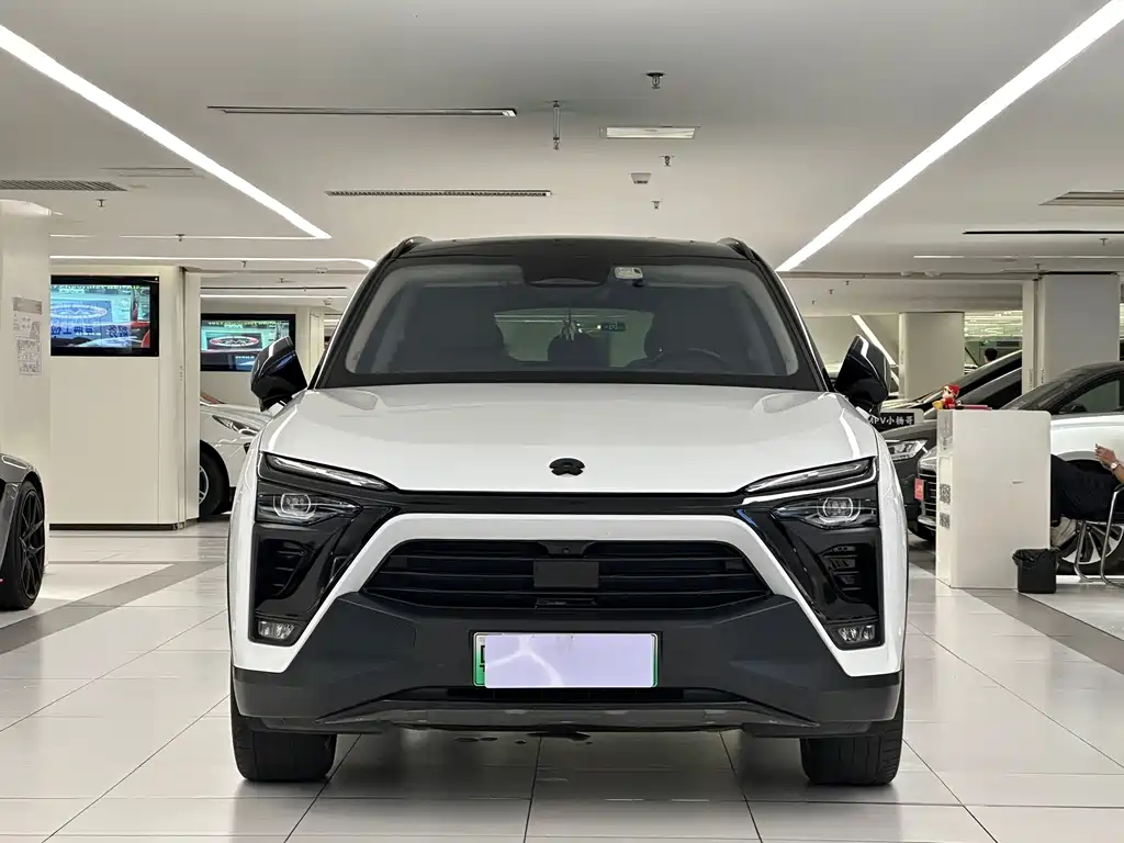 NIO ES8 — миниатюра 2