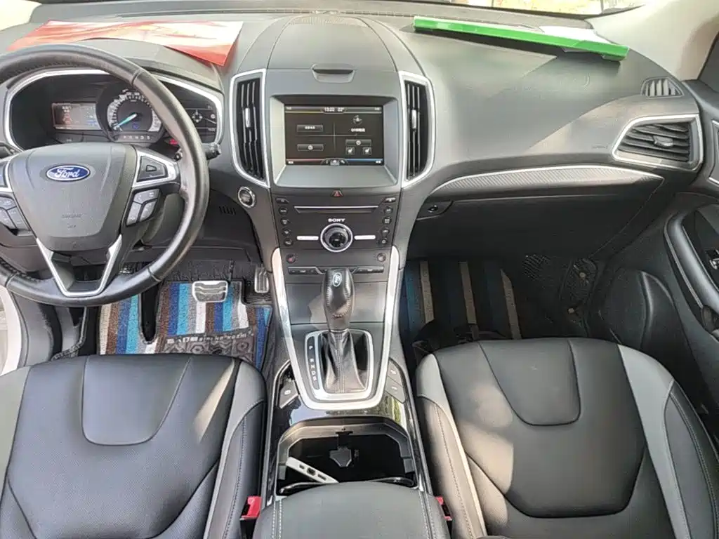 Ford Edge — миниатюра 13